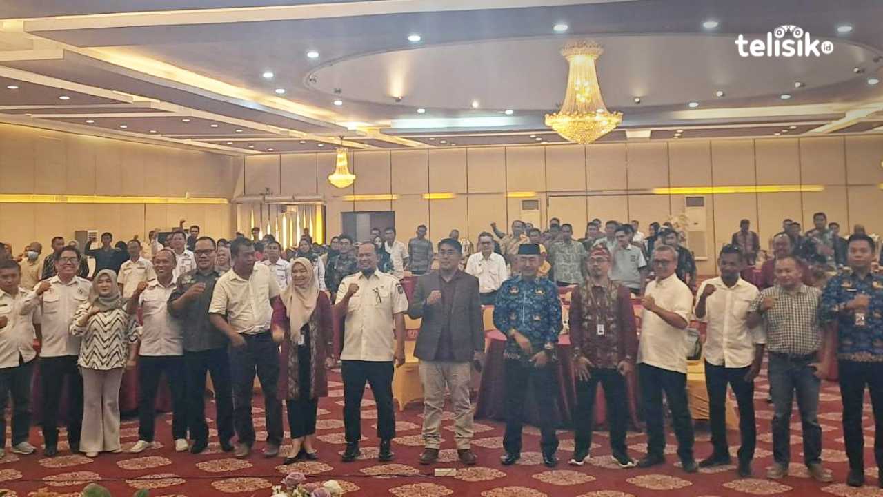 Ratusan Aparat Desa se-Sulawesi Tenggara Ikut Seminar Akademik UT Kendari