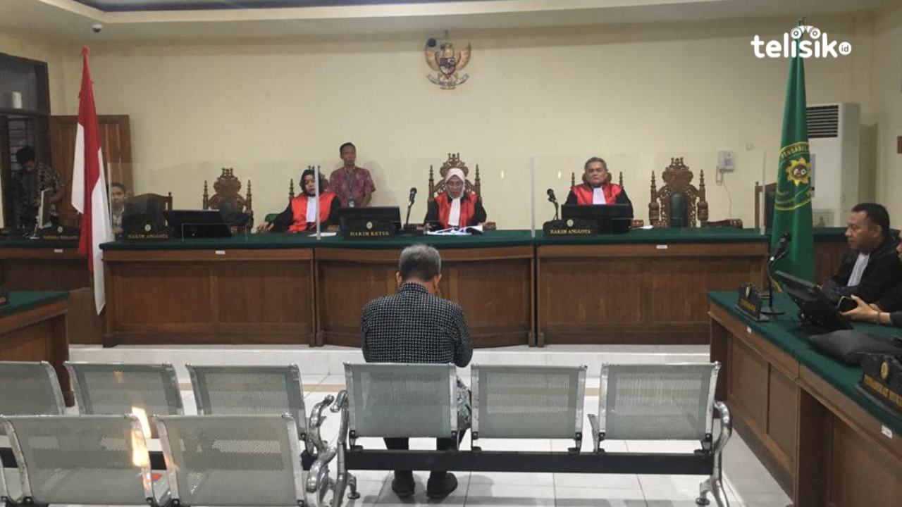 Vonis Bebas Sekda Kota Kendari Ridwansyah Taridala di Kasus Suap Alfamidi