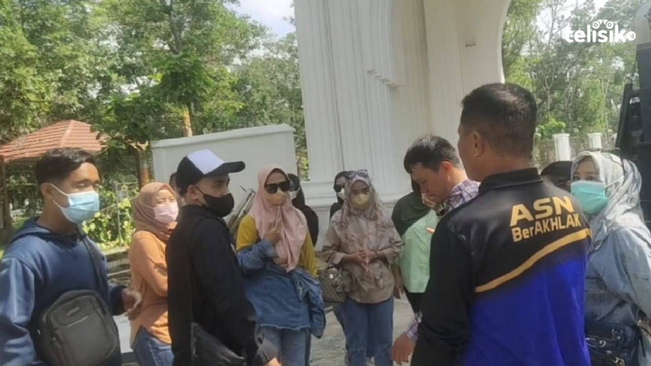 Nasib Tak Jelas, 413 Calon Honorer RS Jantung Oputa Yi Koo Unjuk Rasa