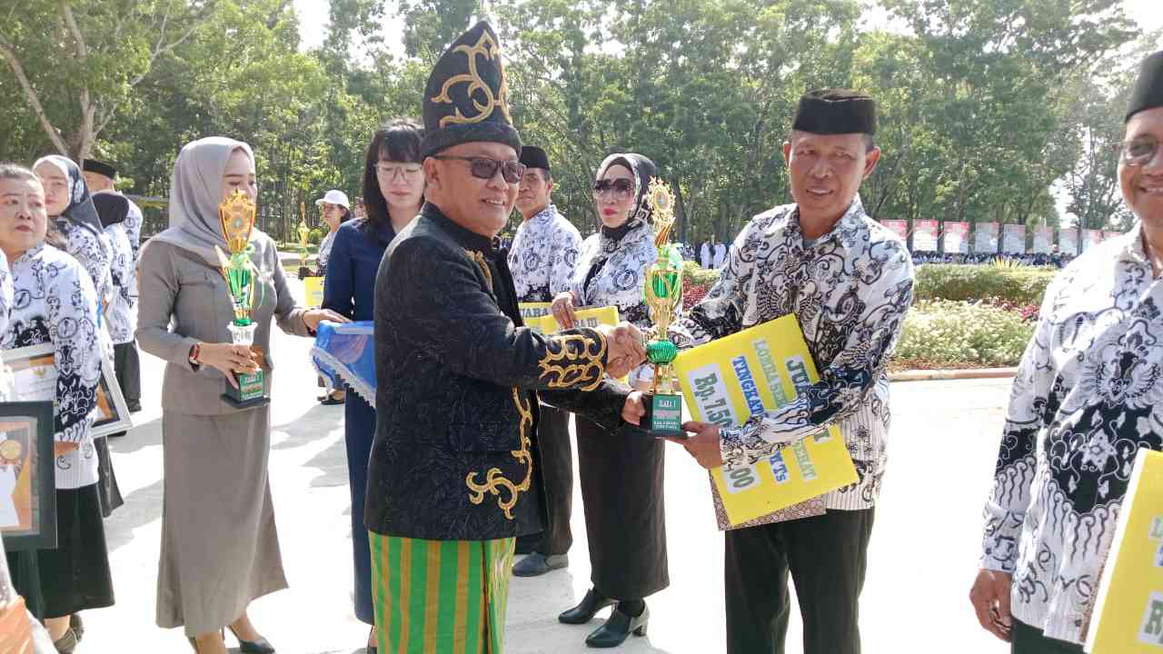Pemda Konawe Peringati Hari Guru Nasional dan Hari Ulang Tahun PGRI ke-78