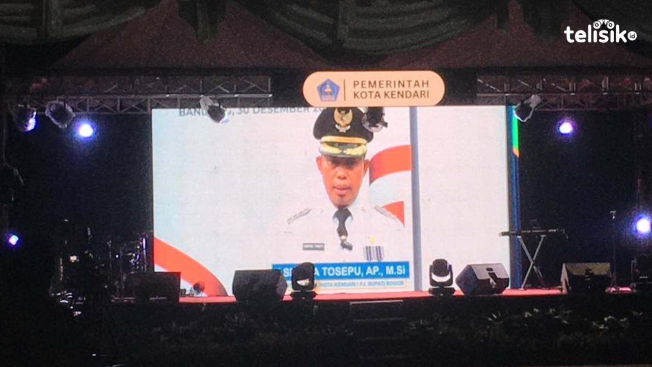 Asmawa Tosepu Hadir di Malam Pergantian Tahun di Kendari Secara Virtual