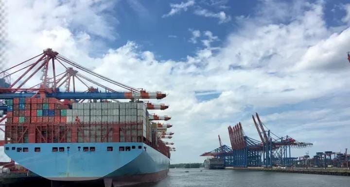 Dijaga Houthi Yaman, Segini Harga Tarif Kargo di Laut Merah