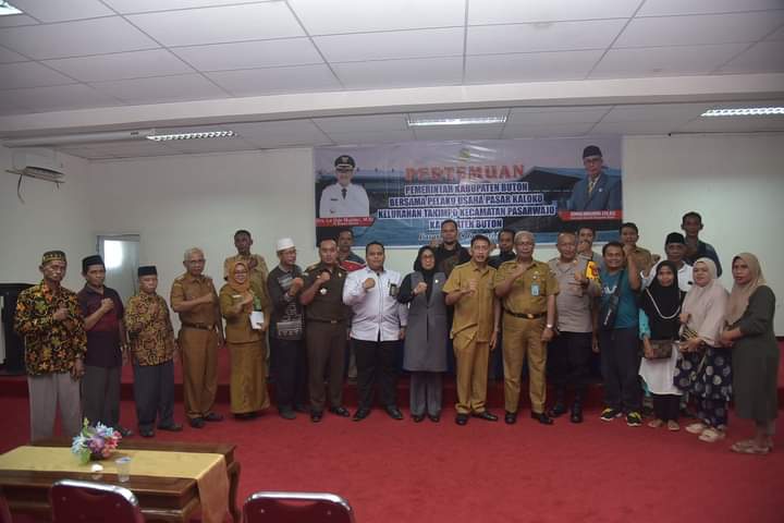 Pemindahan Pedagang Pasar Kaloko ke Pasar Sore Ompu Ditunda