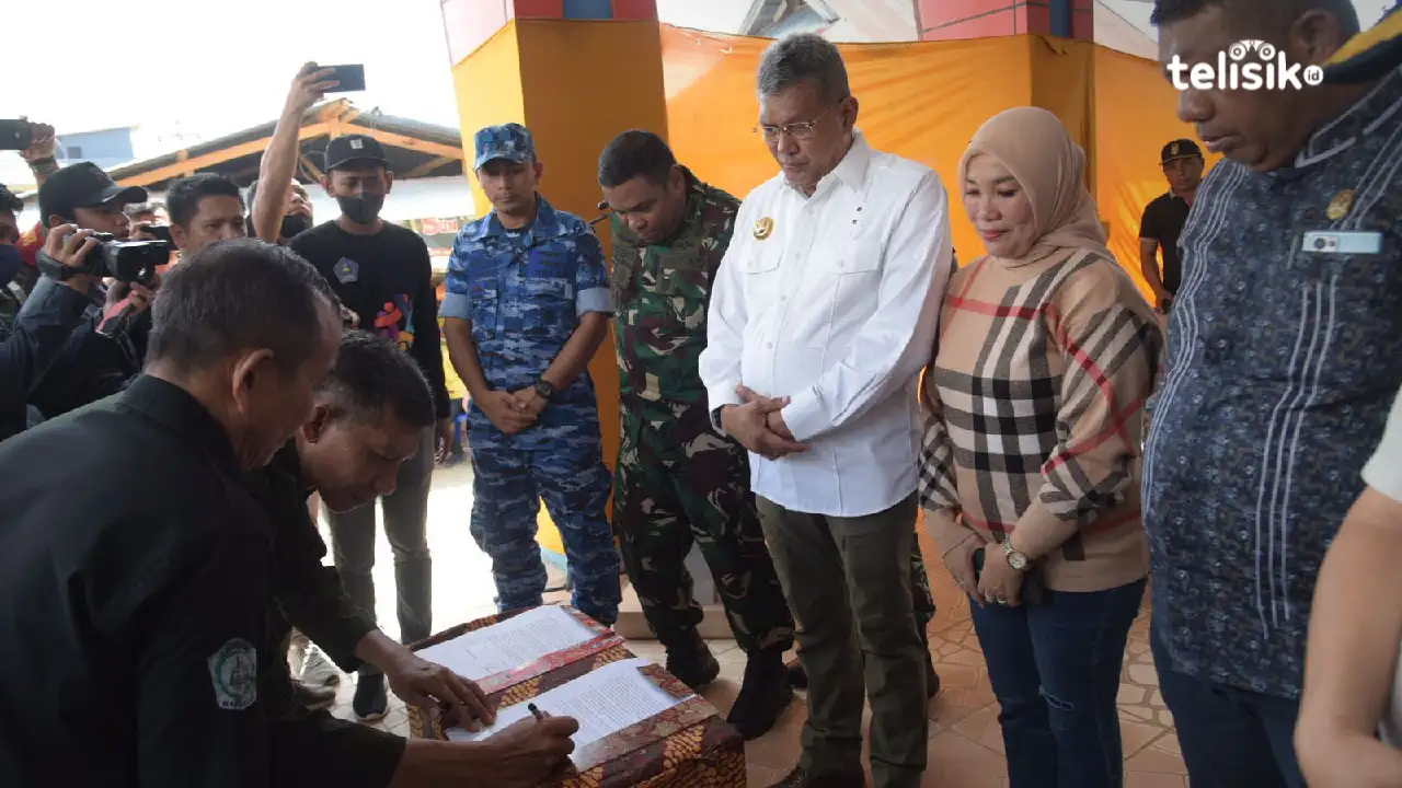 Resmikan Los Sayur Pasar Baruga, Pj Wali Kota Kendari Minta Warga Tak Sembarang Jualan