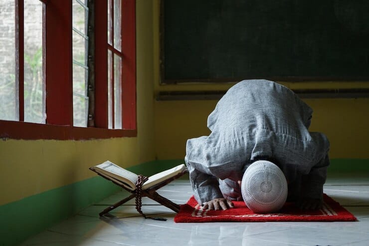 3 Amalan Utama 10 Hari Terakhir Bulan Ramadan