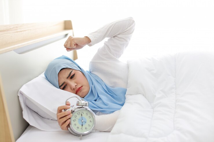 Awas, Ini 6 Bahaya Tidur Setelah Makan Sahur