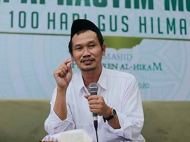 Gus Baha Ungkap Cara Mendapatkan Malam Lailatul Qadar