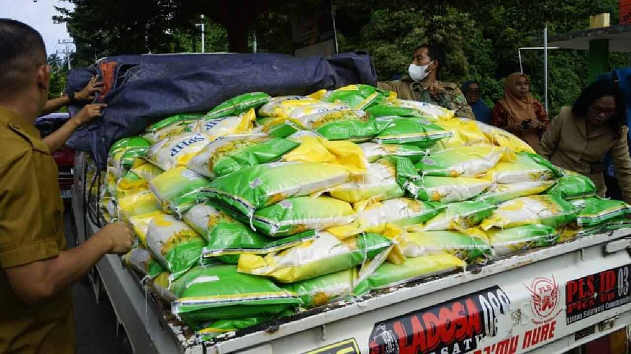 Harga Meroket, Pemkab Kolaka Utara Distribusi 4 Ton Beras