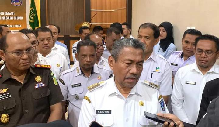 Jika Jokowi Jadi ke Muna, Plt Bupati Muna Bakal Bisikan Usulan Pemekaran Kota Raha dan Muna Timur