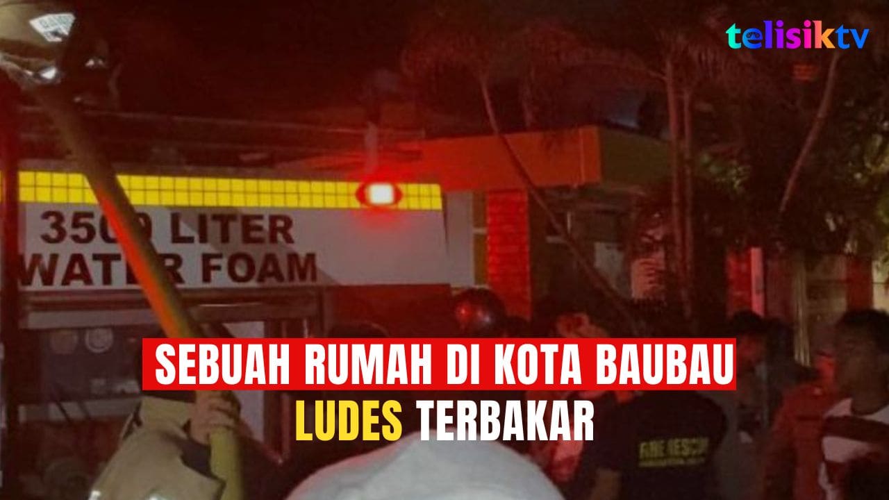 Video: Sebuah Rumah di Kota Baubau Ludes Terbakar