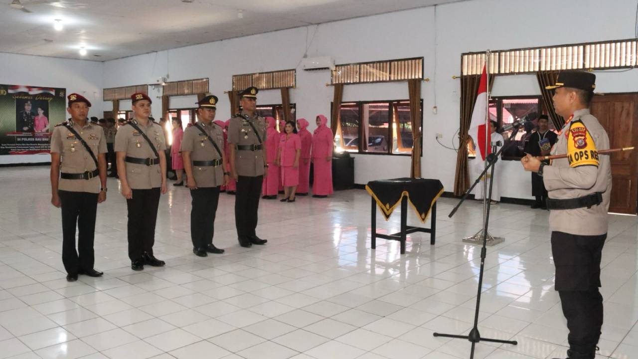 Kasat Resnarkoba dan Kapolsek Lea-Lea Baubau Berganti