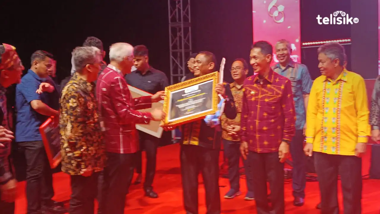 Muna Barat Raih Peringkat Satu Paritrana Award BPJS Ketenagakerjaan