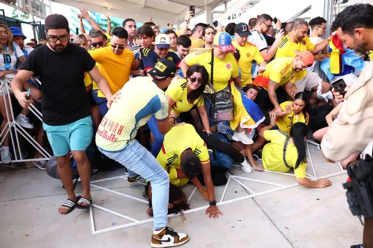 Final Copa America 2024 Tertunda Akibat Suporter Serbu Gerbang Stadion