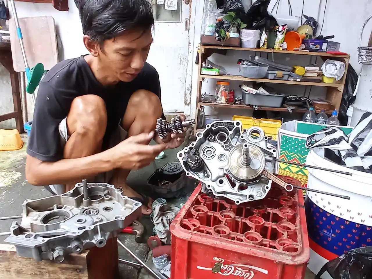 Kerap Diabaikan, Ini Ciri-Ciri Khusus Motor Harus Turun Mesin