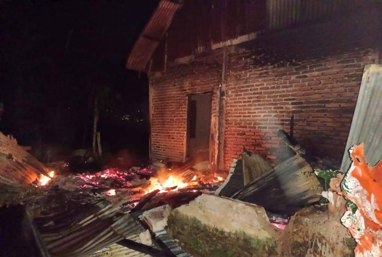 Si Jago Merah Hanguskan Satu Unit Rumah di Muna Barat