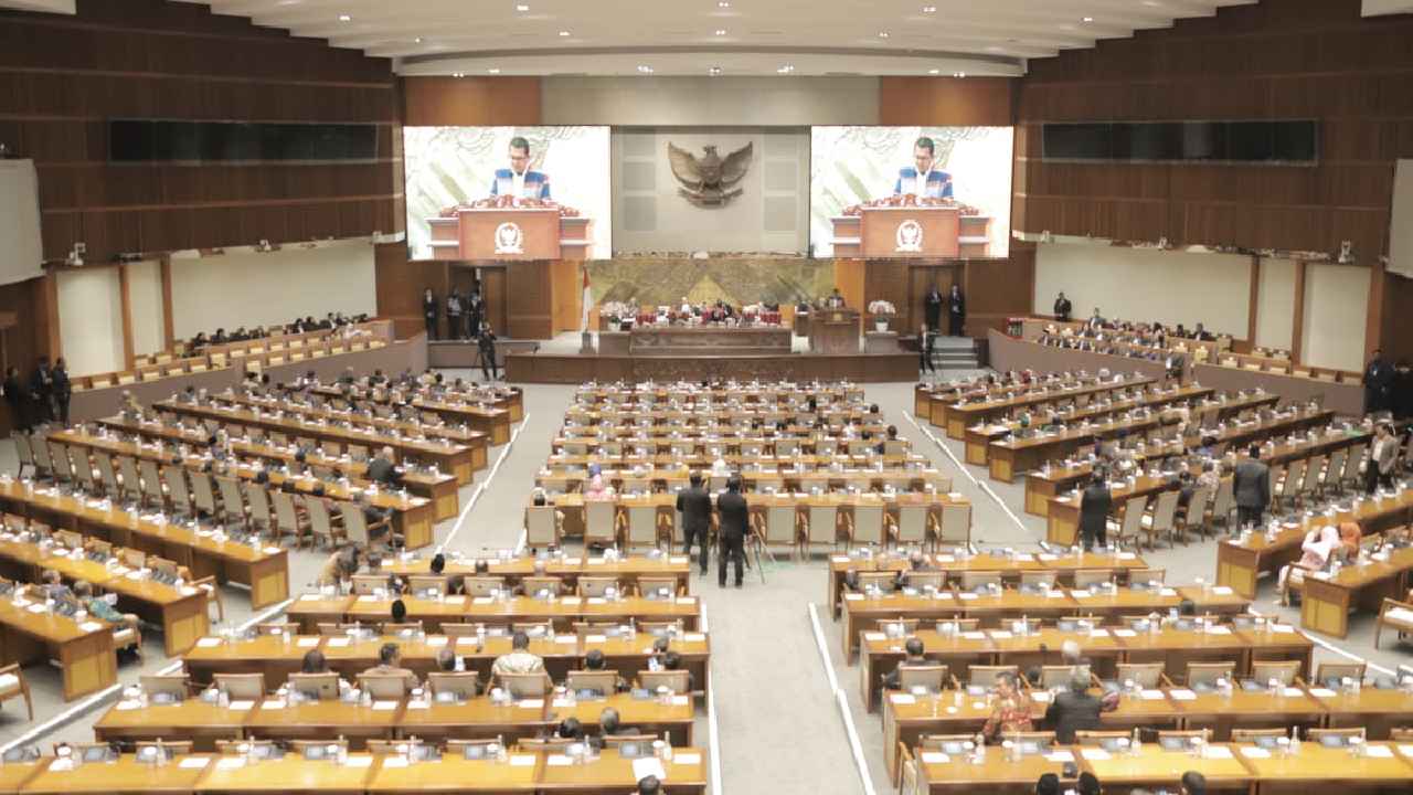 Daftar Lengkap Anggota DPR Terpilih 2024-2029 Batal Dilantik Lalu Ditukar