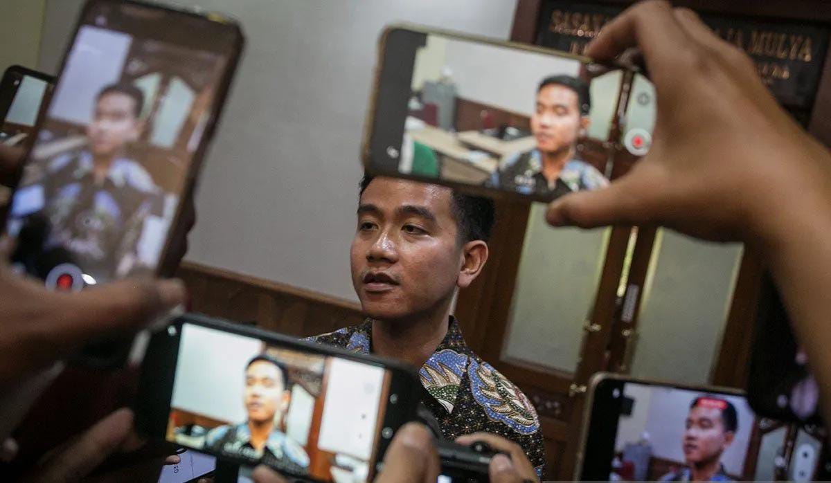 Nomor Ponsel Akun Kaskus Fufufafa Persis dengan Isi Foto Dokumen saat Gibran Ikut Pilkada Solo