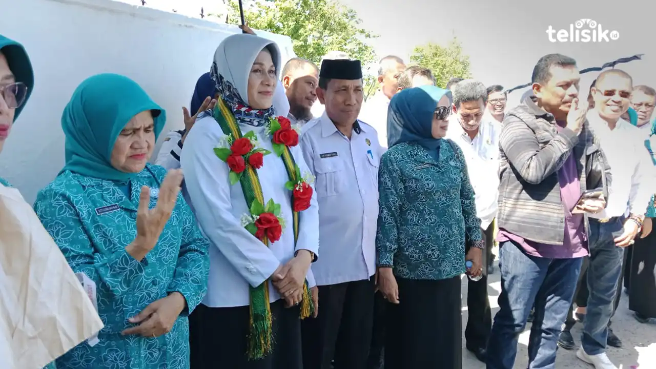 Pjs Bupati Muna Tegaskan ASN Harus Disiplin Masuk Kerja dan Berpakaian