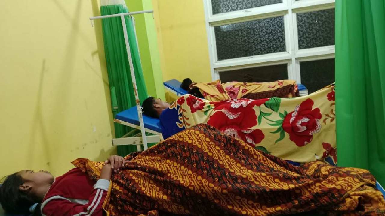 Puluhan Siswa MTs di Moramo Konawe Selatan Diduga Keracunan Es Kelapa Muda