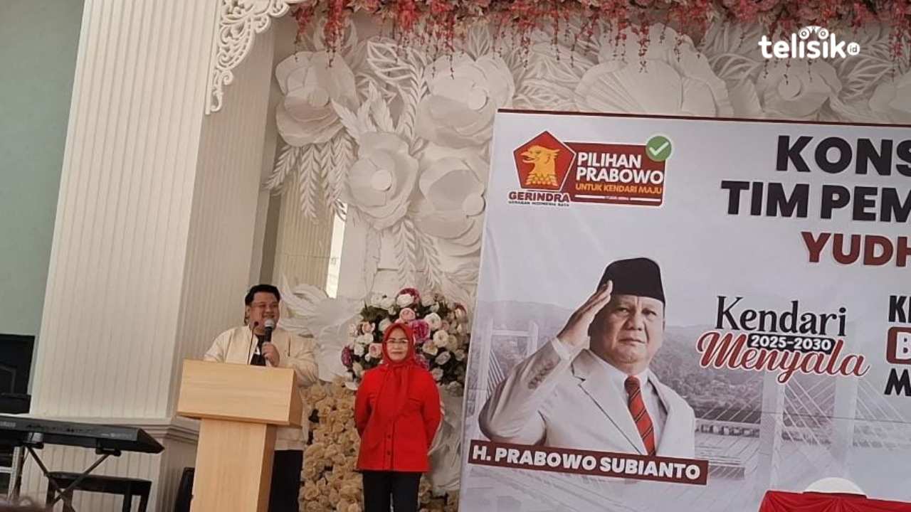 Yudhi - Nirna Janji Umroh Gratis jika Terpilih di Pilwali 2024 Kota Kendari