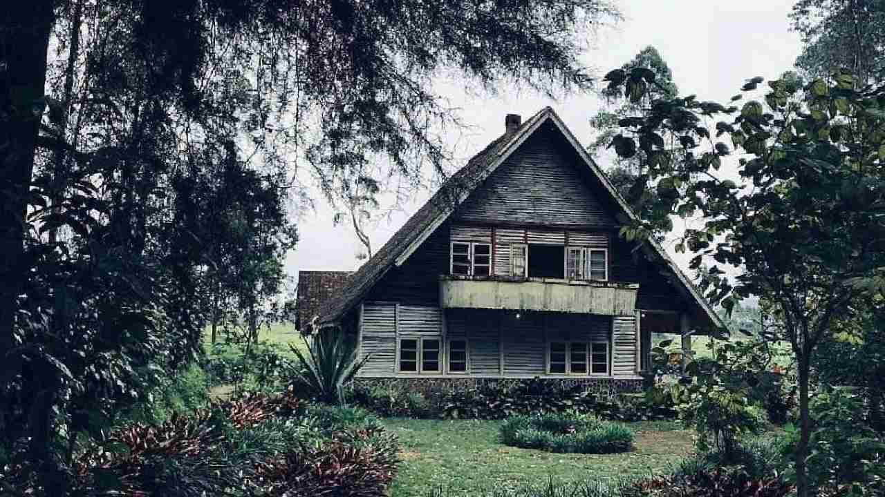 Mistik: Warga Bangun Rumah di Bekas Galian Tambang Pasir, Diteror Tiga Hantu Saling Bermusuhan