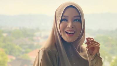 Artis Cantik Terry Putri Pilih jadi Pengantar Makanan di Amerika, Pernah Dikejar Anjing