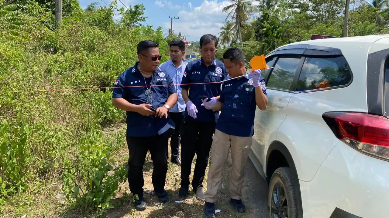 Tim Labfor Polda Sulsel Turun Tangan, Ungkap Misteri Pecahnya Kaca Mobil Dinas Camat Baito