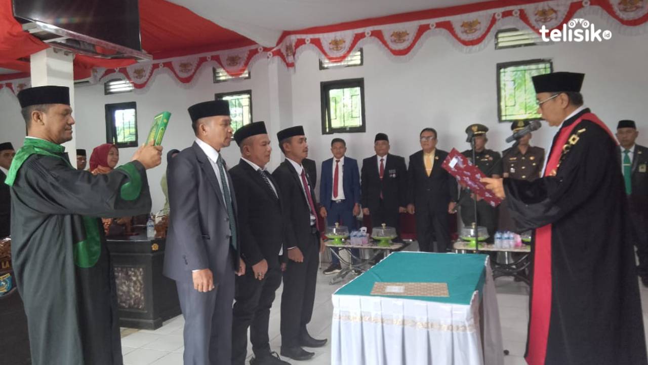 Pelantikan Pimpinan DPRD Muna Barat, Bupati Tekankan Kolaborasi dan Amanah