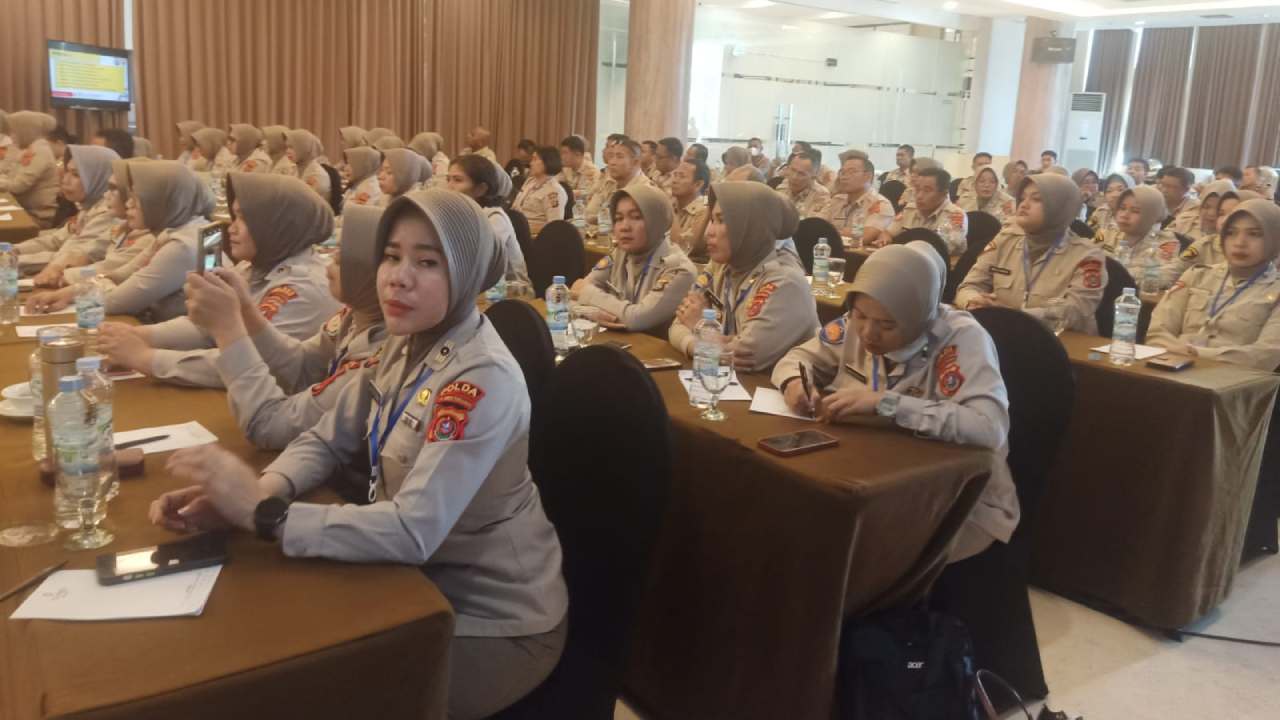 Rakorbin PNS Polri Polda Sulawesi Tenggara Fokus Pengembangan SDM Adaptif