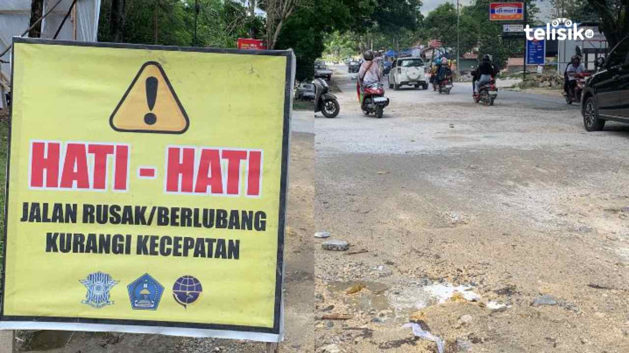 Warga Keluhkan Jalan Berlubang di Sekitar Kantor Gubernur Sultra