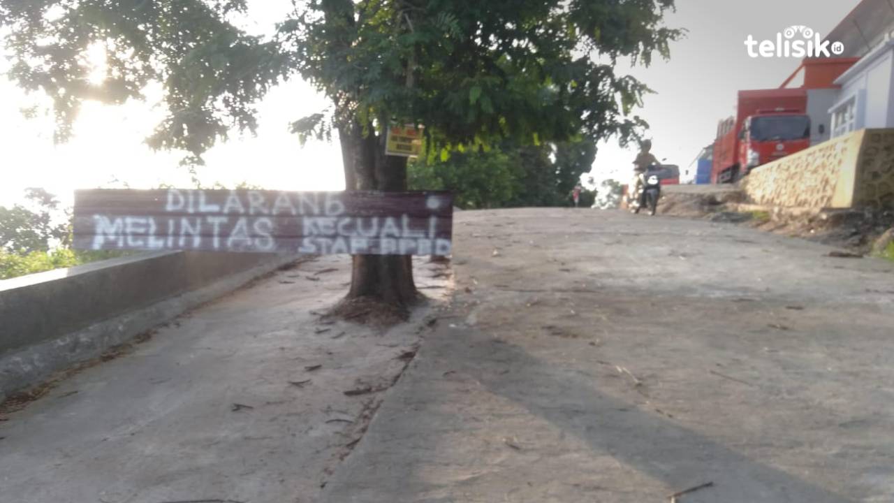 Kontroversi Penutupan Jalan di Depan Kantor BPBD Kolaka, Plang jadi Sorotan
