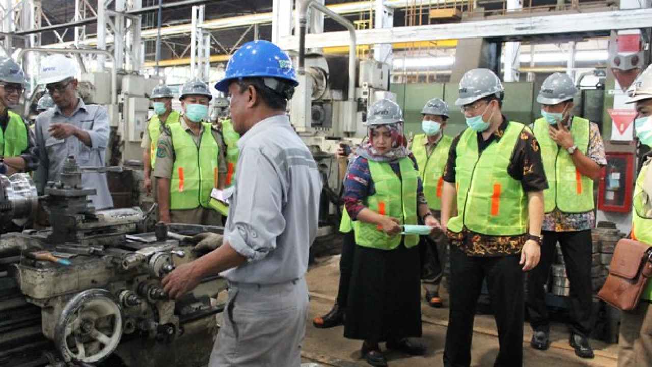 UMP 2025 Sah Naik 6,5 Persen, Menaker Redam Protes Pengusaha