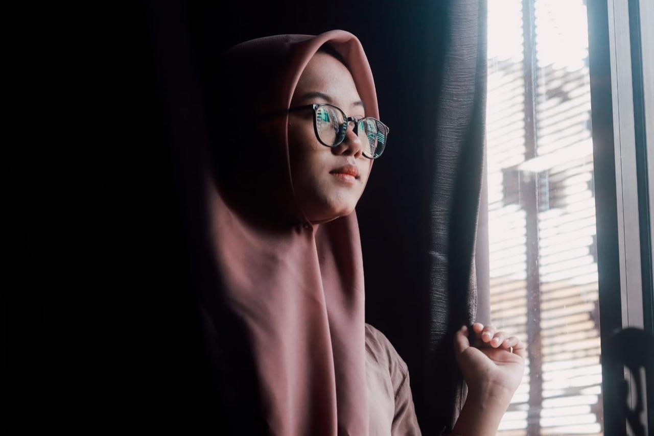 Kiki Orista, Penyanyi Muda Kota Kendari: Rilis Single Perlahan Pergi dan Jadi Soundtrack FTV di SCTV