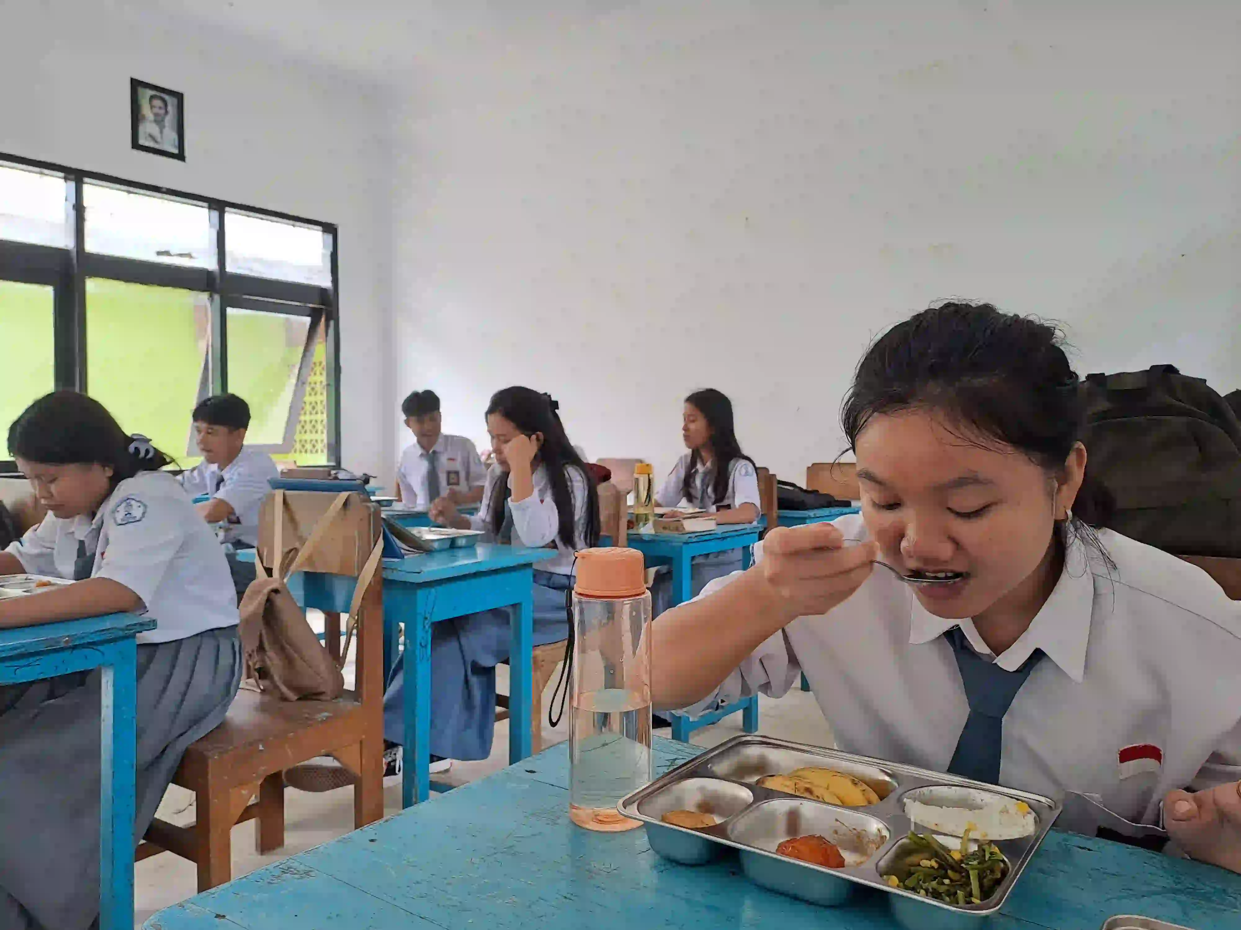 SMA Oikumene Kendari Terpilih dalam Uji Coba Program Makan Bergizi Gratis