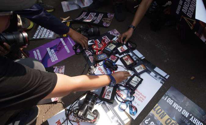 Heboh Efek Pangkas Anggaran Prabowo ke Industri Media, Karyawan RRI dan TVRI Terkena PHK Massal