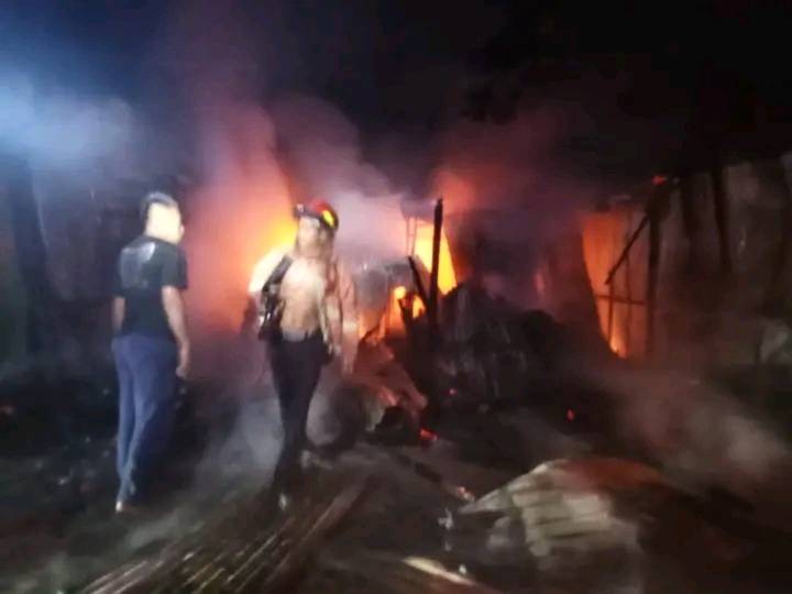 Kios BRI Link di Depan Kantor BRI Wakatobi Terbakar