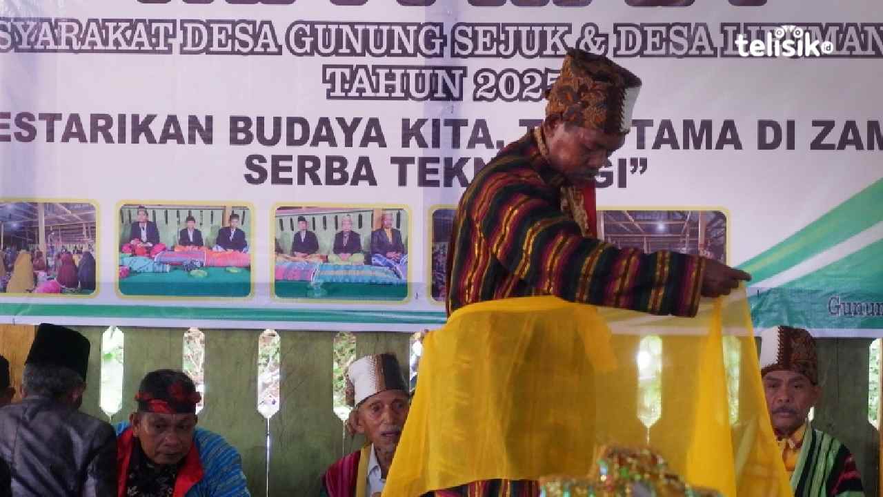 Ritual Mata'ano Galampa Buton Selatan Tak Sekadar Belah Ketupat, Ini Makna Filosofisnya