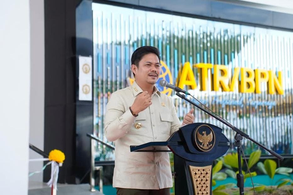 Besok Kejari Kolaka Jadwalkan Pemeriksaan Bupati Kolaka Timur Abdul Azis