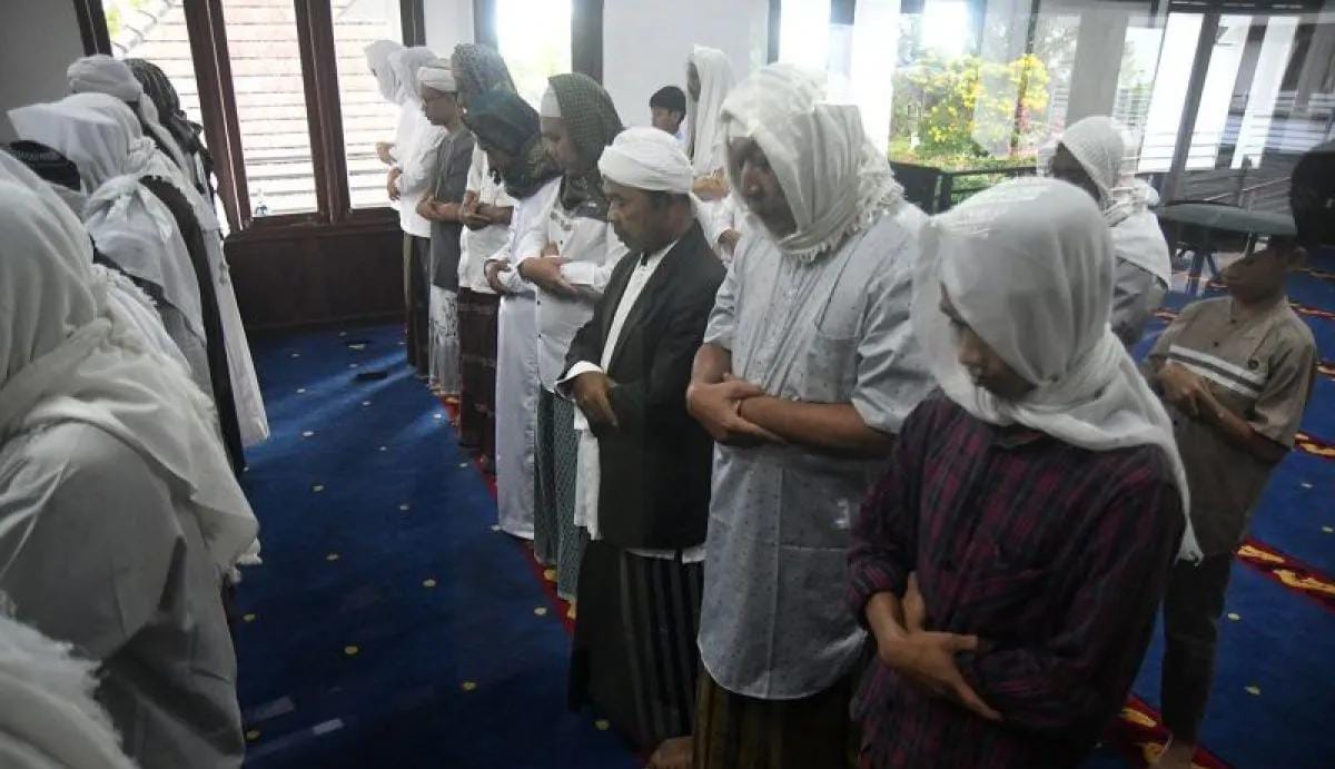 Jemaah di Daerah Ini Mulai Salat Idul Fitri 2025
