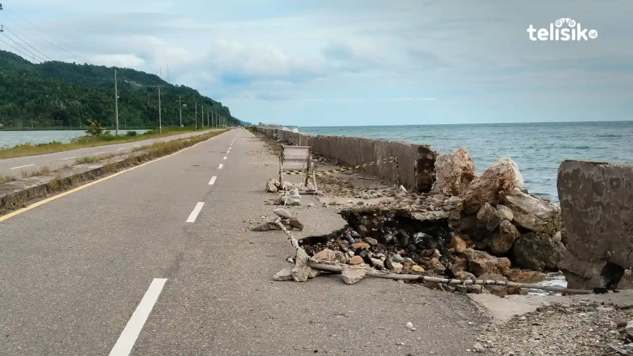 Diterjang Abrasi, Jalan By Pass Lasusua-Tobaku Kolaka Utara Nyaris Putus