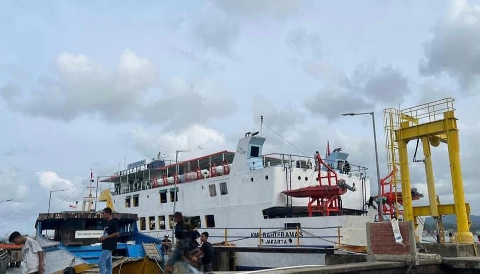 Jadwal KMP Bahteramas Periode April 2025 Rute Kendari-Langara