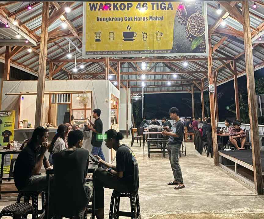 Sederhana dan Nyaman, Warkop 46 III Kendari Pilihan Tempat Nongkrong yang Ramai Dikunjungi Mahasiswa