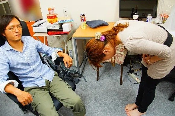 Unik: Jepang Tawarkan Jasa Sewa Orang untuk Minta Maaf, Diiringi Tangisan Dibanderol Lebih Mahal