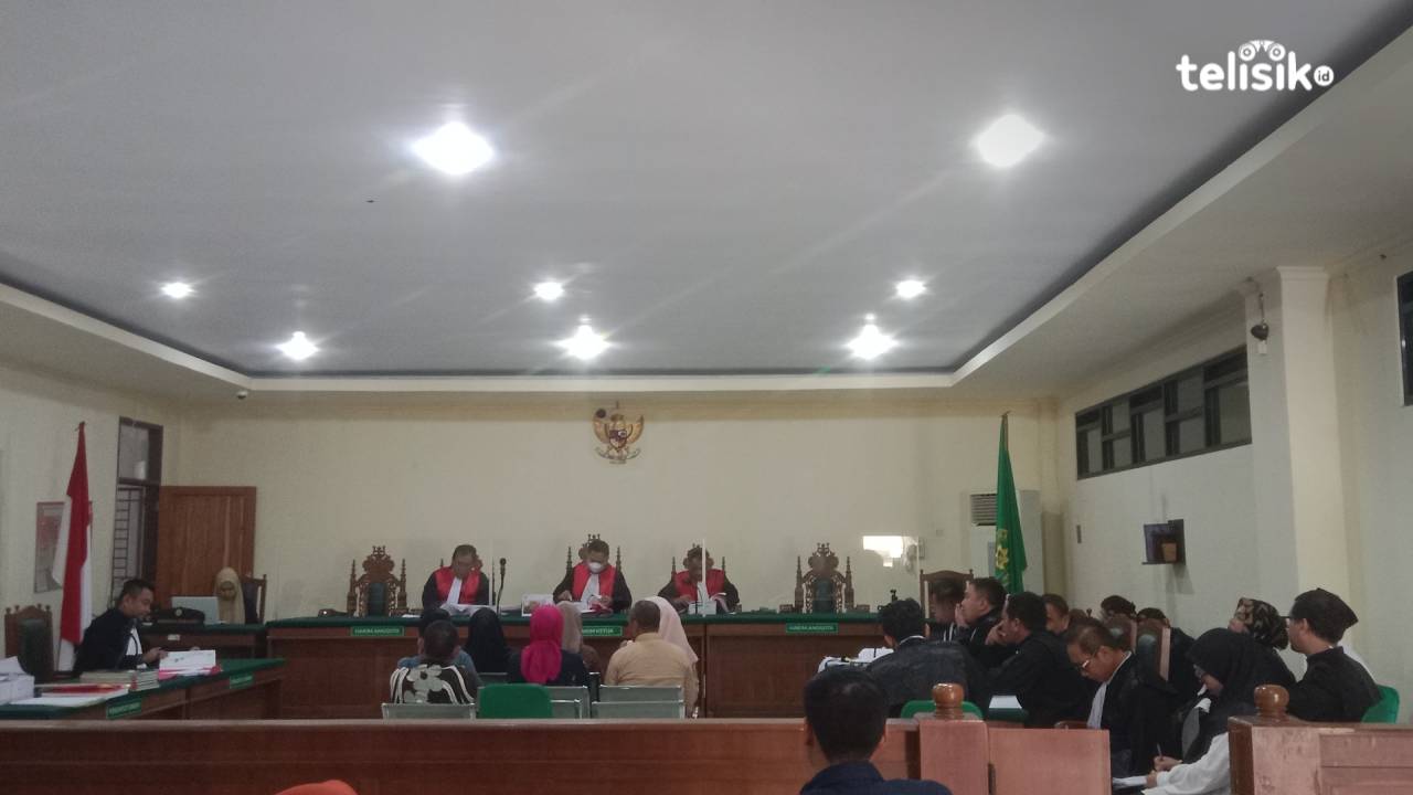 7 Saksi Dihadirkan pada Sidang Lanjutan Dugaan Korupsi yang Melibatkan Eks Sekda Kendari Nahwa Umar