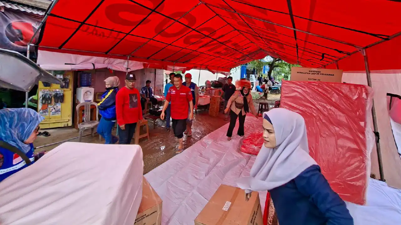 Sentra Meohai Sigap Siapkan Logistik dan Tenda Darurat Korban Banjir Sungai Wanggu