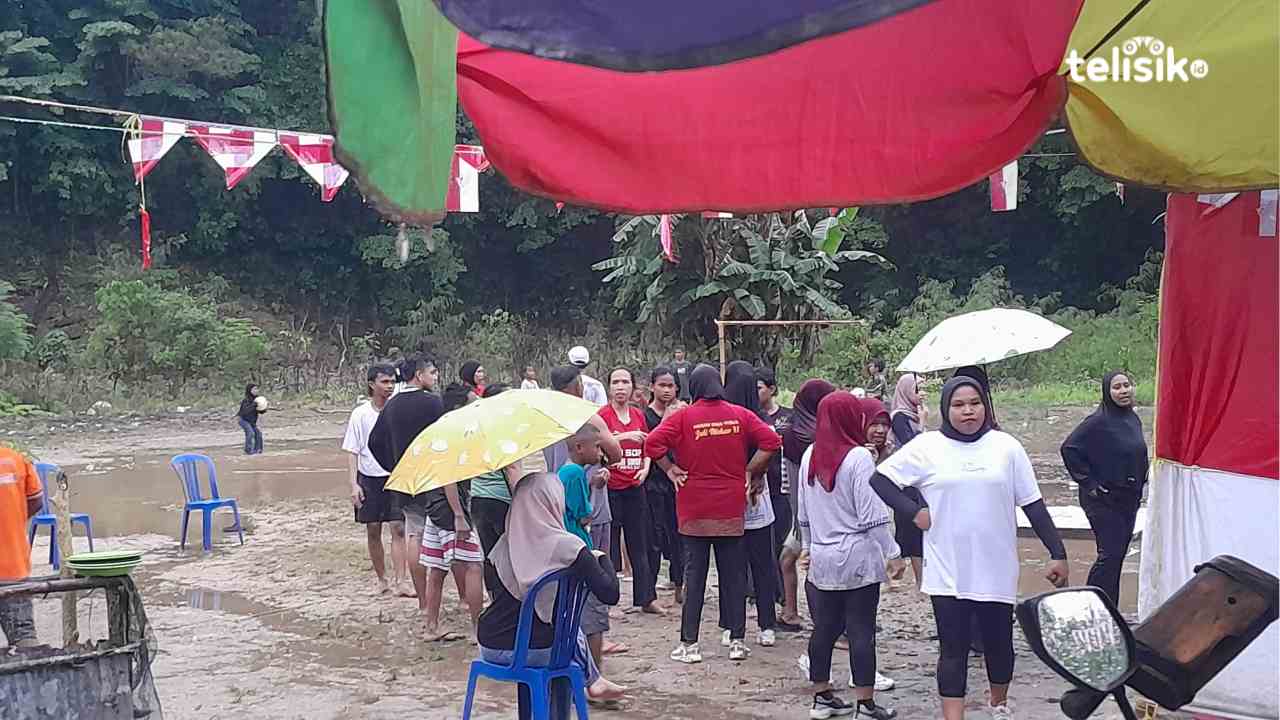 Hujan Tak Surutkan Semangat, Warga Kemaraya Kendari Tetap Antusias Gelar Lomba 17 Agustusan