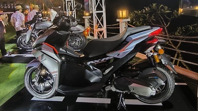 Obrak-abrik Pasar Yamaha Aerox dan Honda ADV, Begini Spesifikasi Lengkap QJ Motor AC 200 S 2025