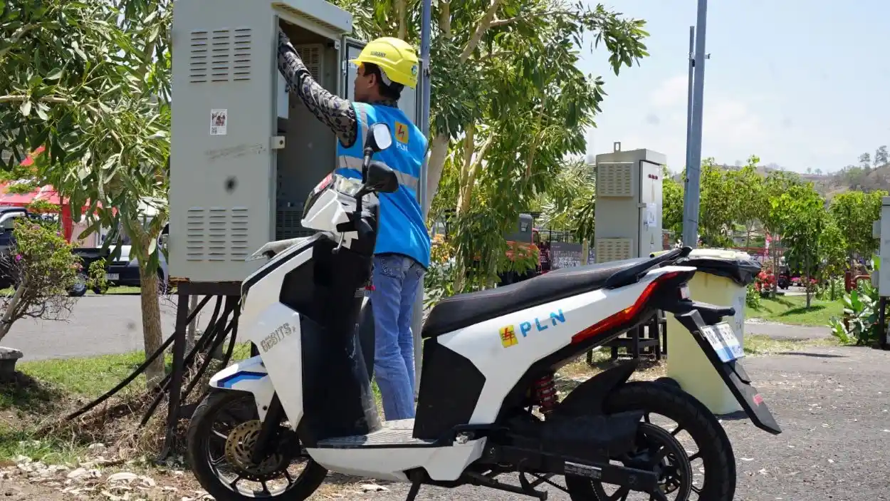 Rekrutmen PLN Group 2025 Resmi Dibuka, Ini Syarat dan Formasi Tersedia