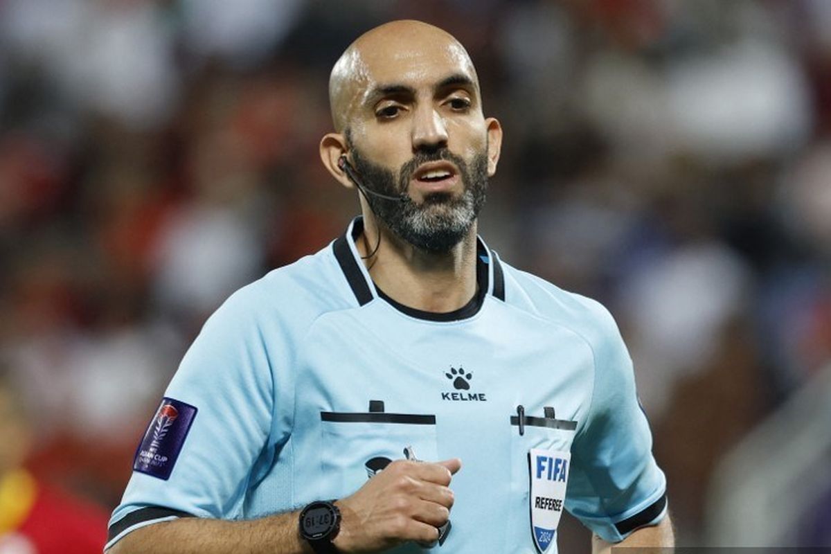 Sosok Ahmad Al Ali: Wasit Kuwait yang Jadi 'Momok' bagi Timnas Arab Saudi dan Indonesia