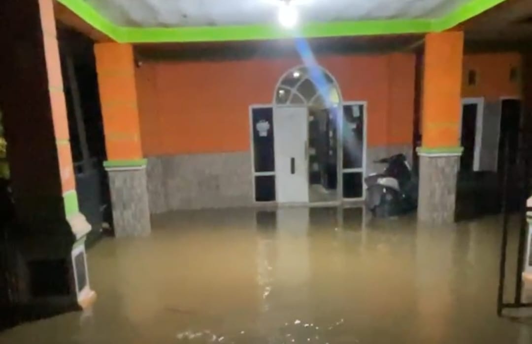 Belasan Rumah di Kolaka Utara Diterjang Banjir Bandang, Warga Diminta Waspada